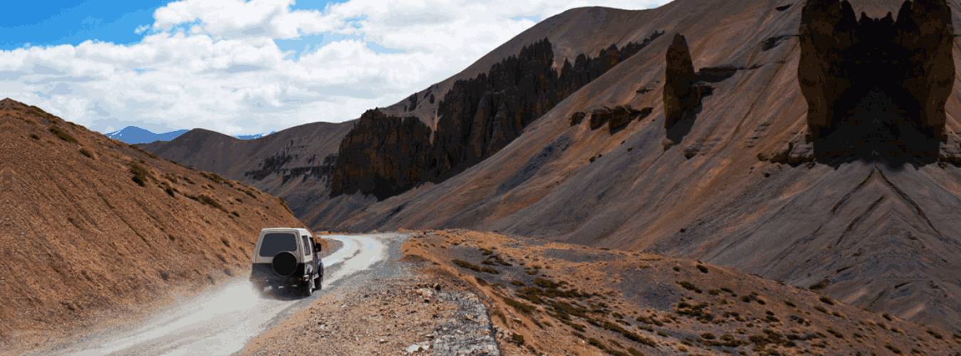 ladakhhils jeep safari